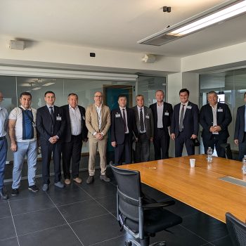 Foto di gruppo delegazione uzbeka e responsabili Eucentre